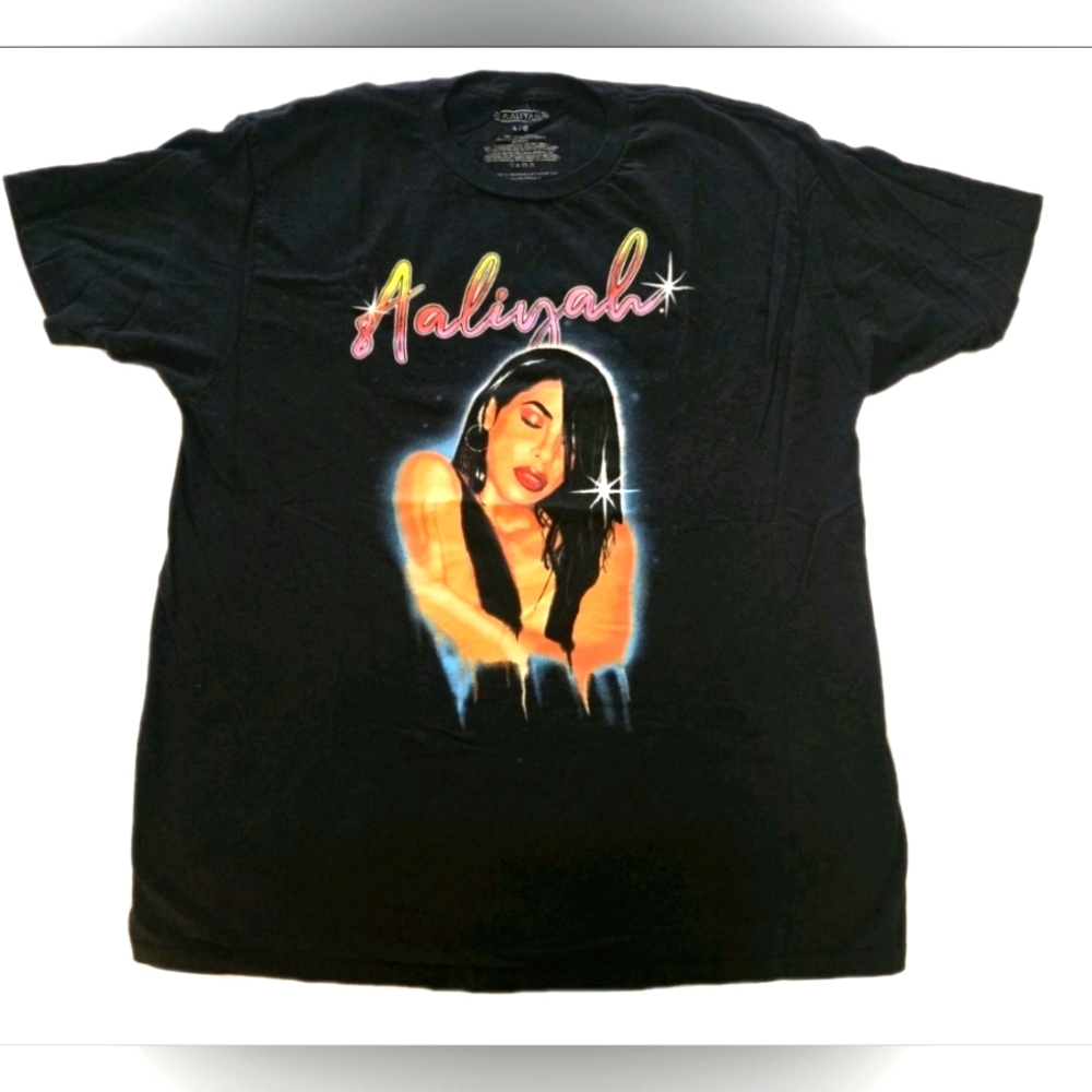 Aaliyaj Black Graphic T-Shirt with Colorful Design Size L